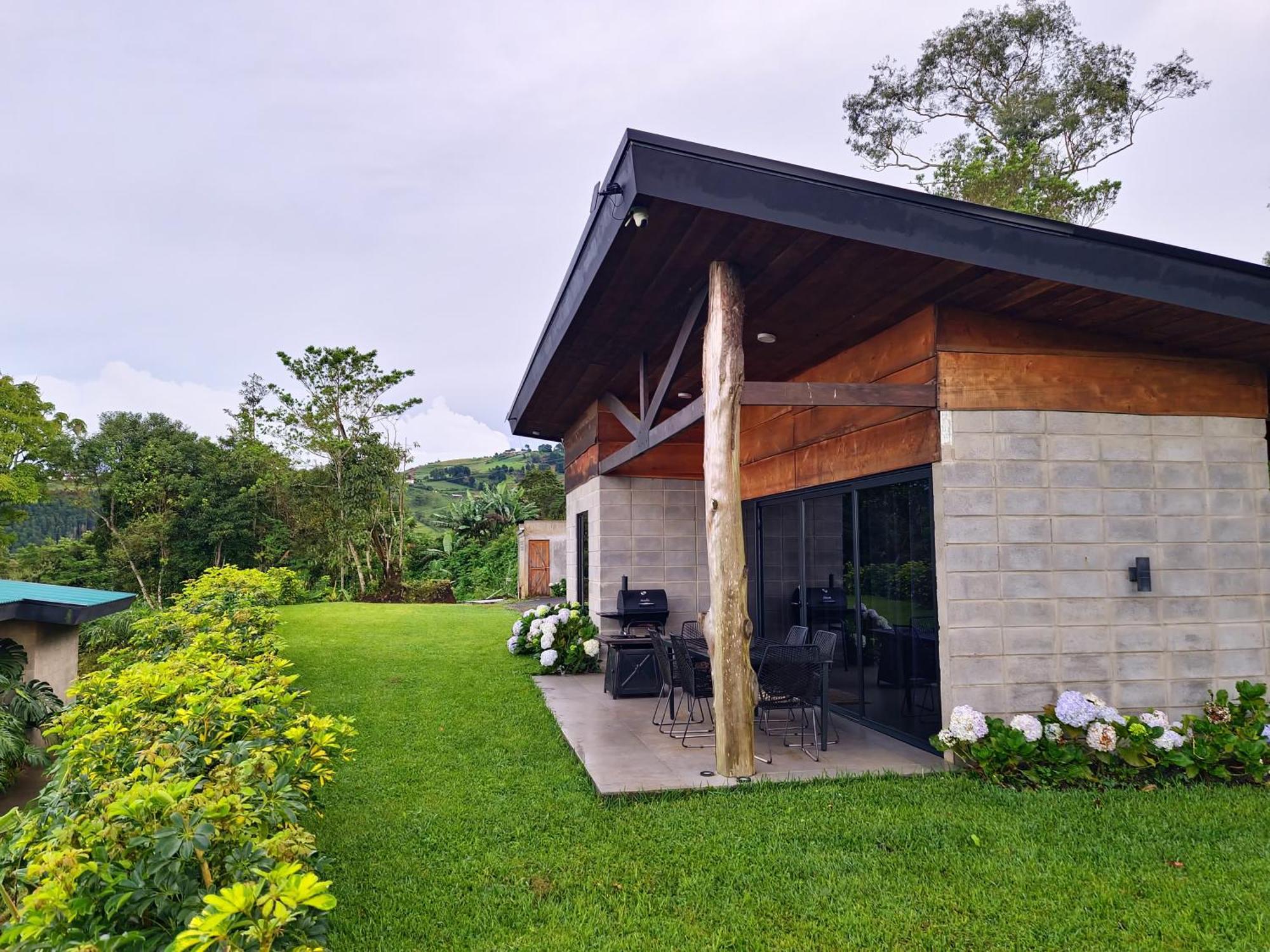 Espectacular Cabana Moderna De Montana + Bosque Nuboso +Wifi Zarcero Eksteriør bilde